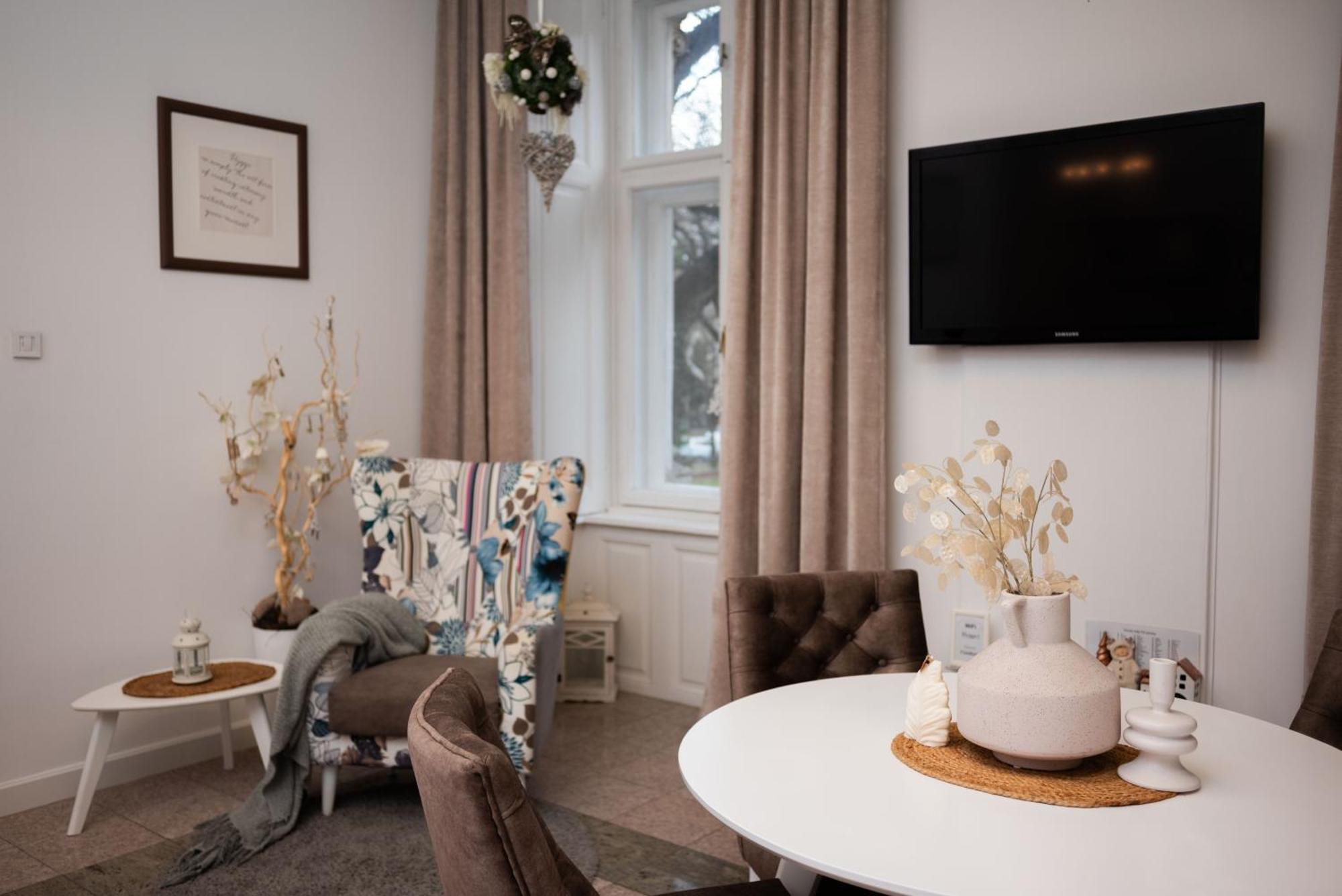 Apartment Hygge Суботица Экстерьер фото